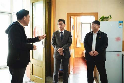 艾多美向烟台SOS儿童村捐赠 送去关爱与温暖7.jpg