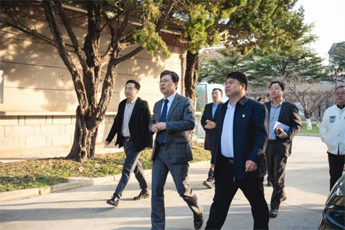 艾多美向烟台SOS儿童村捐赠 送去关爱与温暖8.jpg