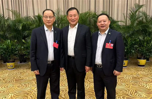 安发高益槐教授、高炜总裁受邀参加2025年宁德“两会”3.jpg