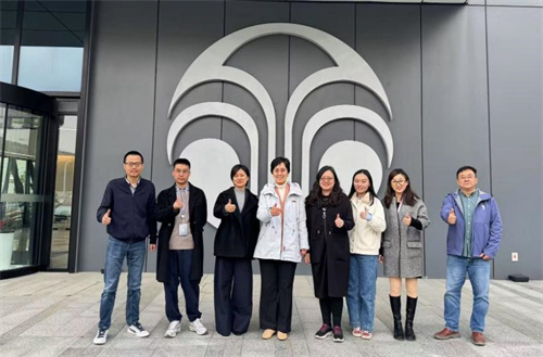 中国青基会到访如新 合作守护青少年健康与未来