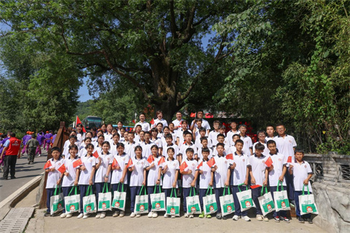 天狮集团以党建引领教育公益新实践