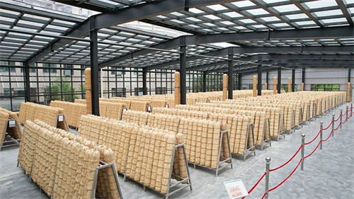 匠心传承 理想华莱三大基地全面开启千两茶踩制