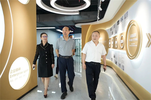 中国农业大学任发政教授莅临益瑞康考察交流