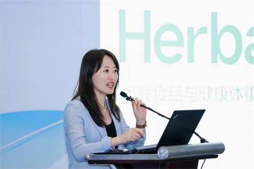 康宝莱亮相健康生活方式科普报告会 分享全球健康管理经验