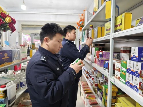 新疆尉犁公安筑牢保健食品防线 守护群众消费权益