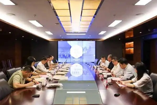 福田区总工会调研康美药业深圳总部 共促工