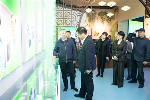 绿之韵集团党委与长沙市安化商会党支部开展联建活动(图3)